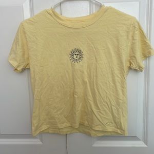 Hollister yellow tee